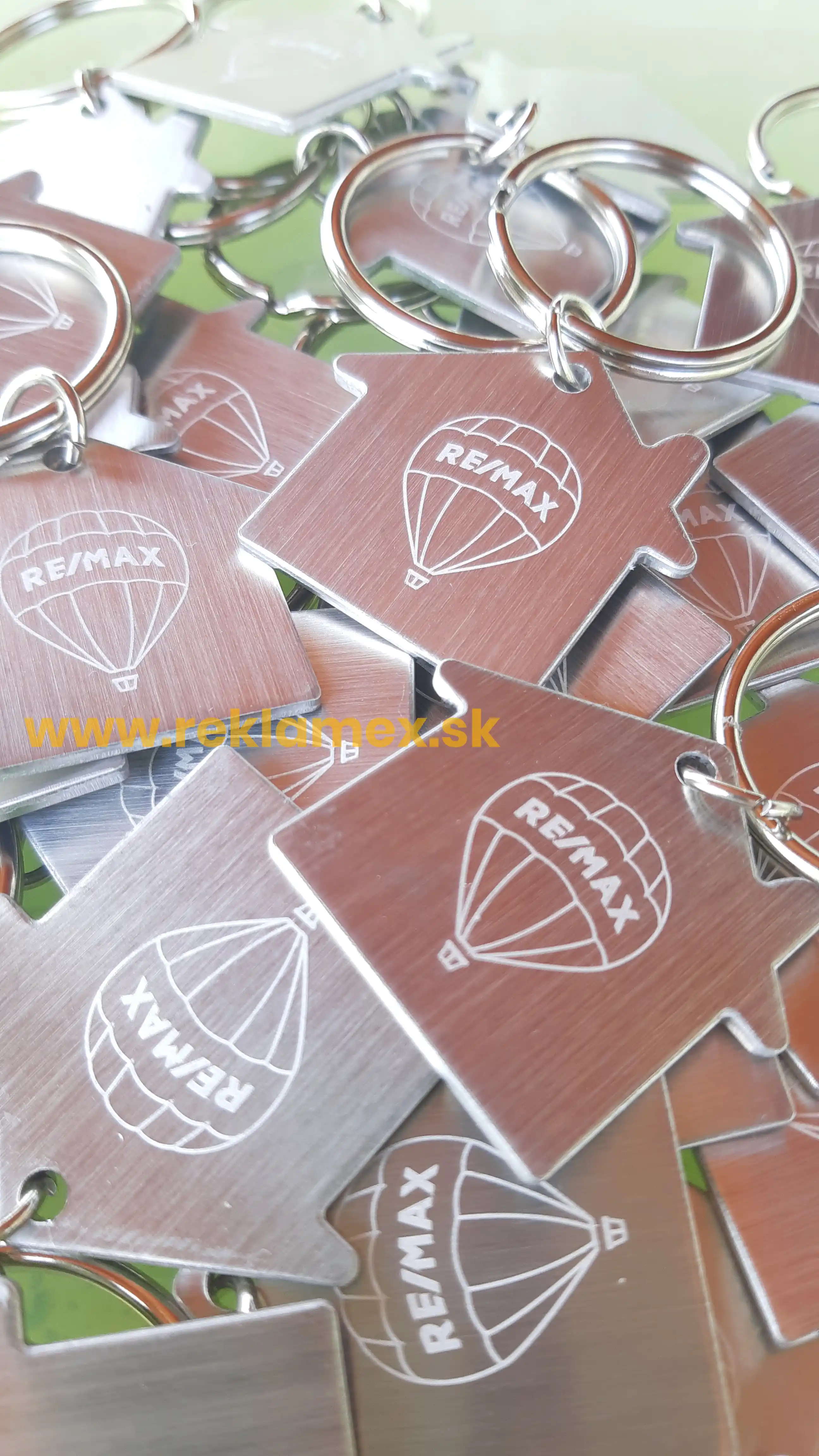 Reklamné kľúčenky s gravírovaním - Havser