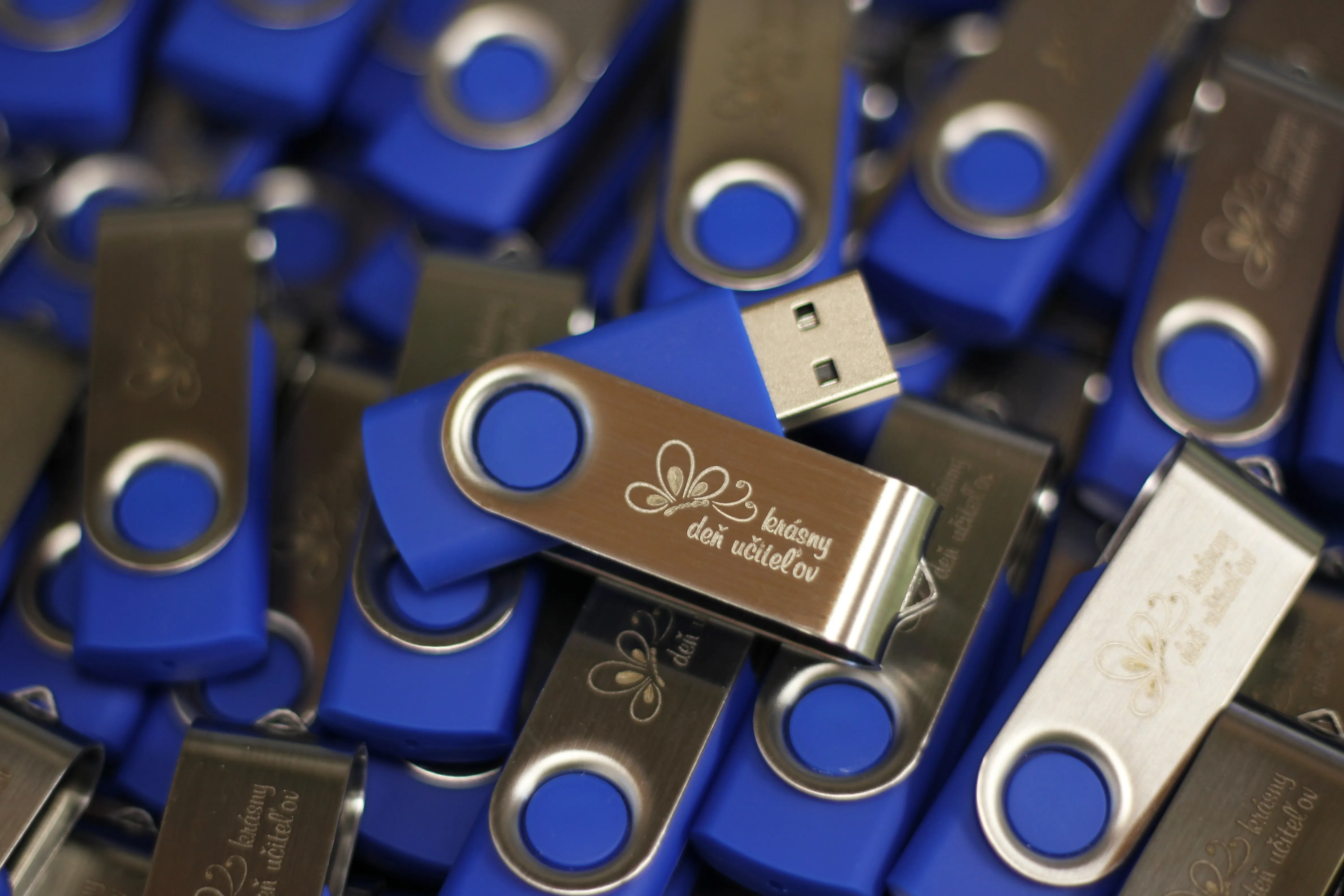 Reklamné USB kľúče s vlastným logom