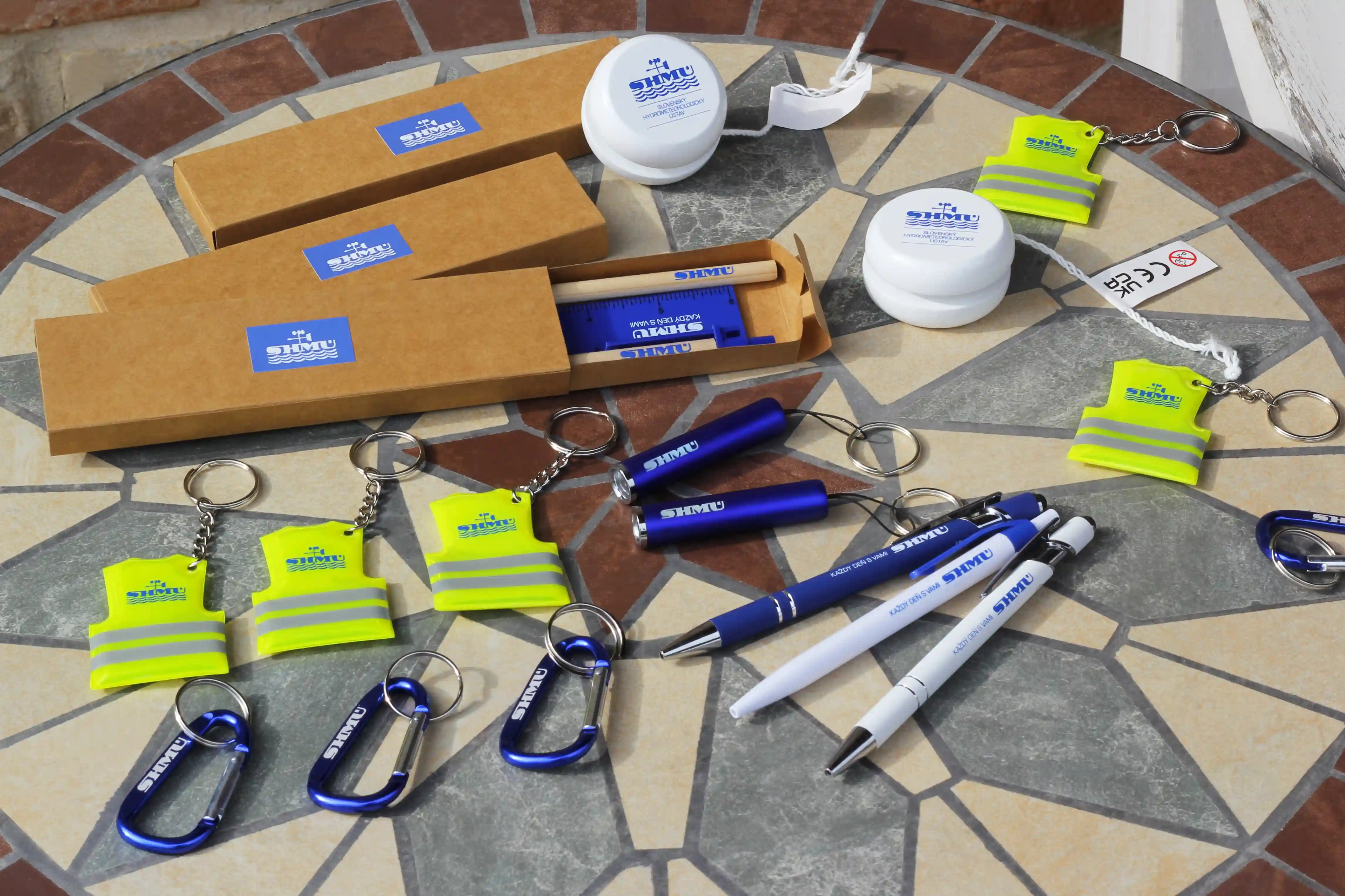 Reklamné predmety s logom pre firmu Menard